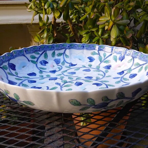 Vintage Maebata Gokusai Hand Painted Blue Lotus Flower Porcelain Bowl from Japan - Picture 8 of 10